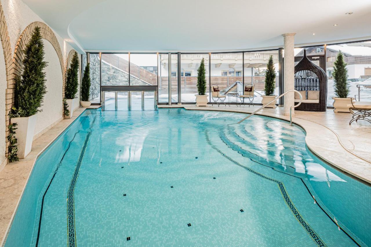 Savoy Dolomites Luxury & Spa Hotel Сельва-ди-Валь-Гардена Экстерьер фото