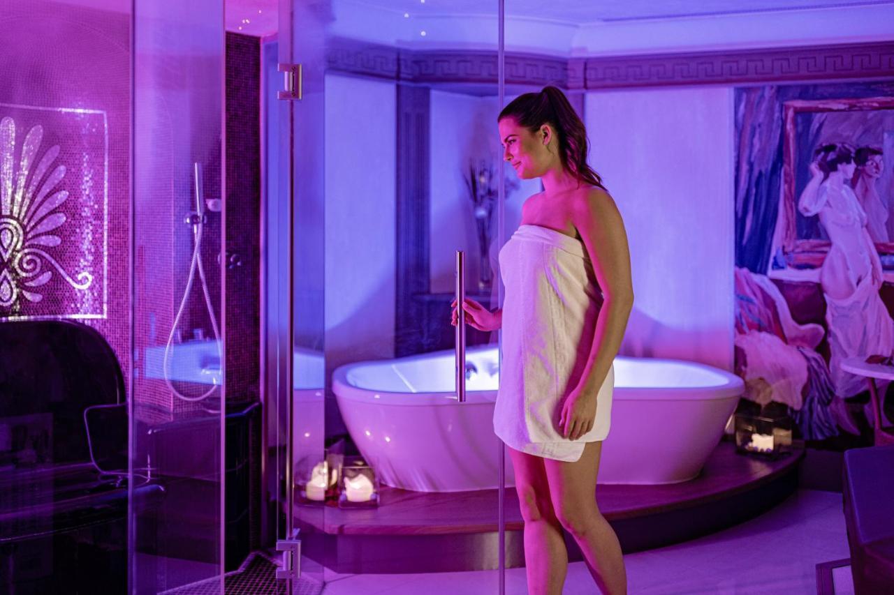 Savoy Dolomites Luxury & Spa Hotel Сельва-ди-Валь-Гардена Экстерьер фото