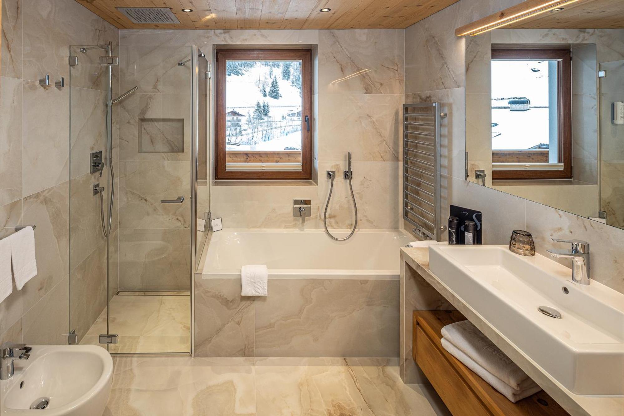 Savoy Dolomites Luxury & Spa Hotel Сельва-ди-Валь-Гардена Экстерьер фото