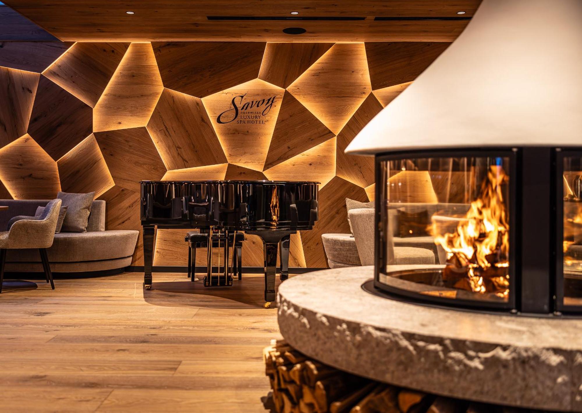 Savoy Dolomites Luxury & Spa Hotel Сельва-ди-Валь-Гардена Экстерьер фото