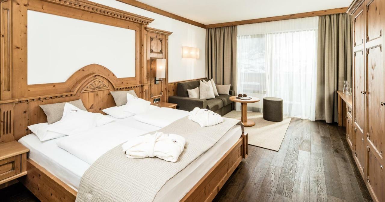 Savoy Dolomites Luxury & Spa Hotel Сельва-ди-Валь-Гардена Экстерьер фото