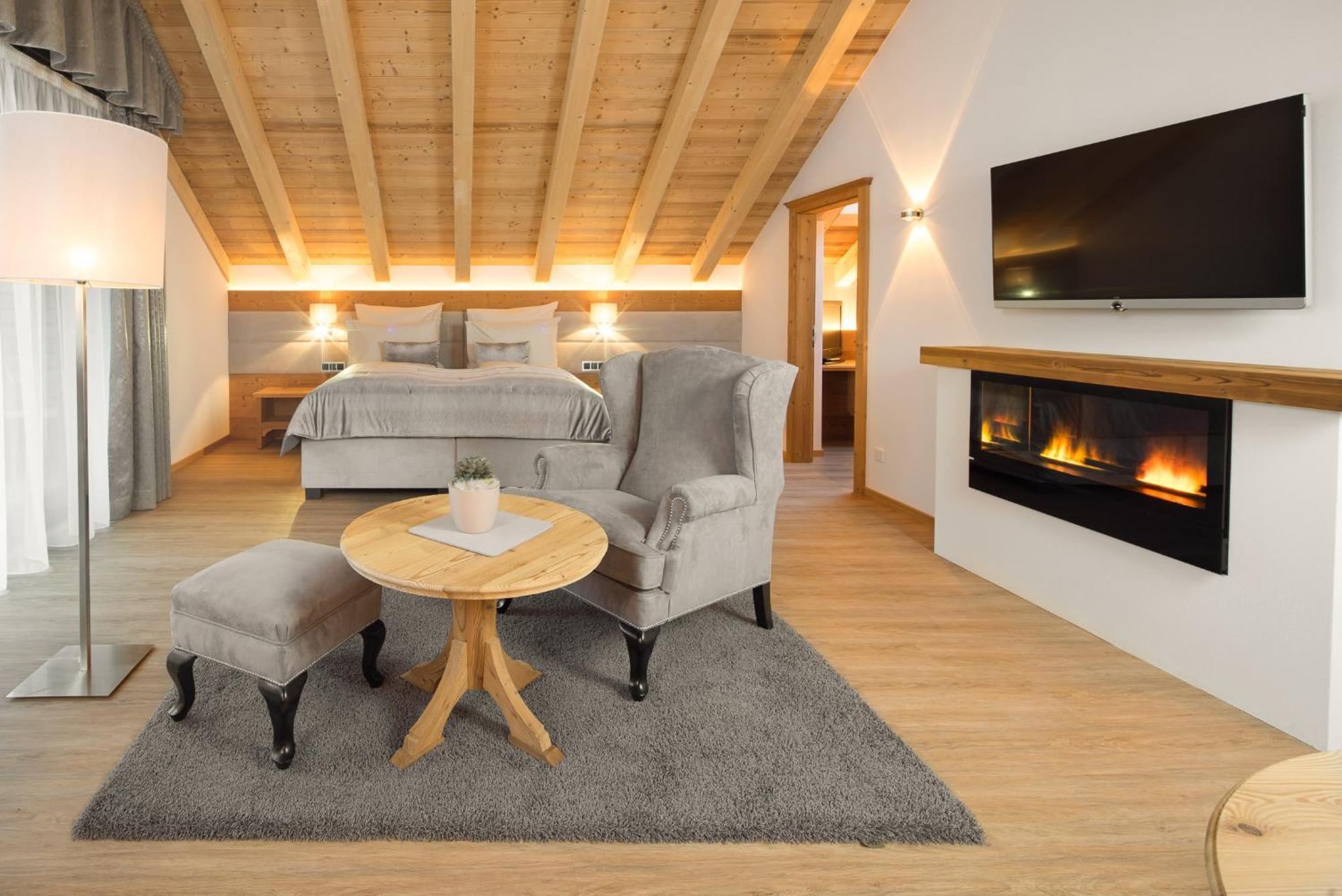 Savoy Dolomites Luxury & Spa Hotel Сельва-ди-Валь-Гардена Экстерьер фото